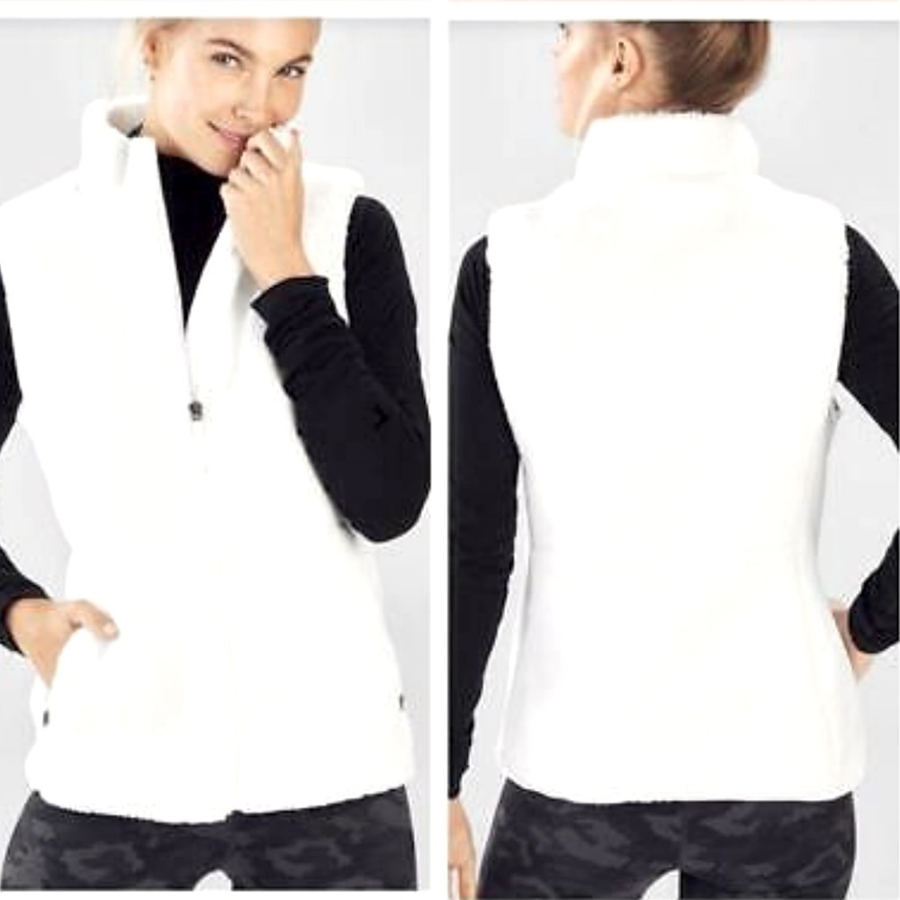 Fabletics Sedona white fleece vest XL